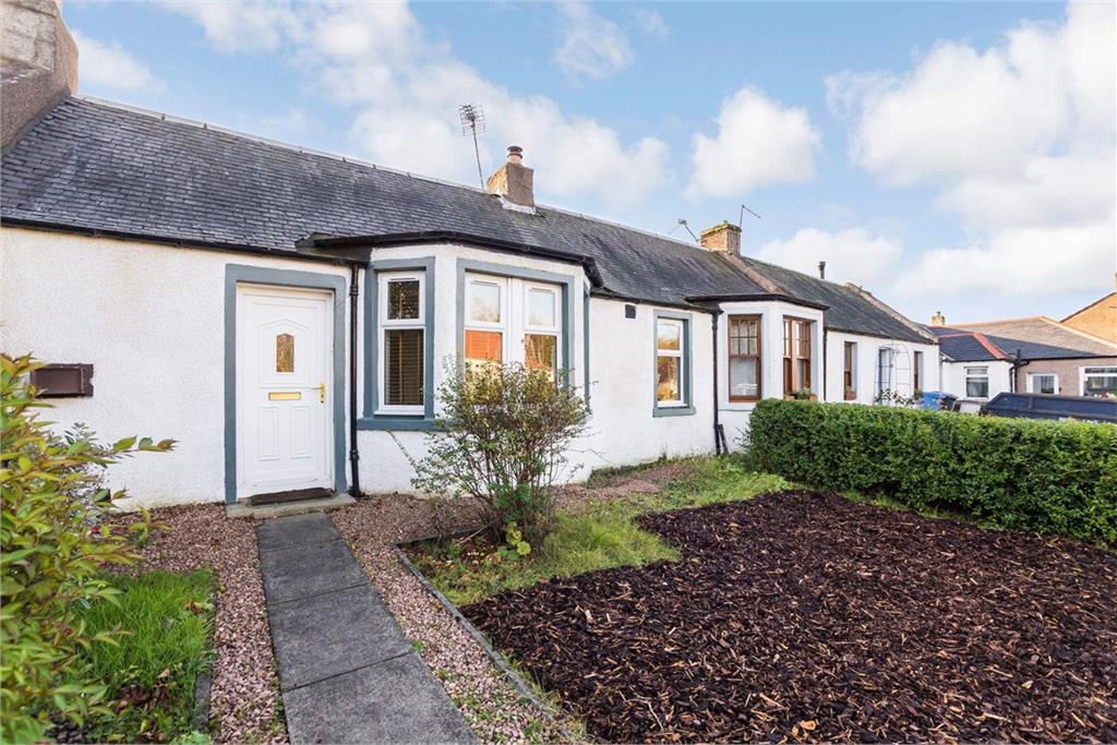 2 Bed Terraced Bungalow for sale 14 Sandybank, Halbeath, DUNFERMLINE KY11 8EQ SPC Scotland 2 Bed Terraced Bungalow for sale 14 Sandybank, Halbeath, DUNFERMLINE KY11 8EQ SPC Scotland