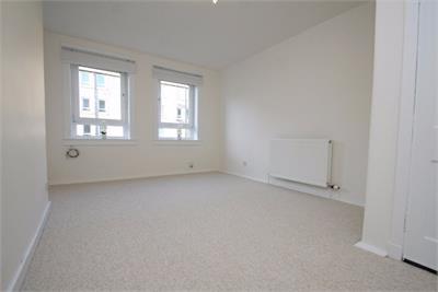 Whitson Place East,
Balgreen,
Edinburgh,
EH11 3BB - image 2