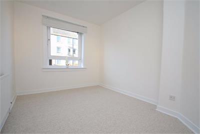 Whitson Place East,
Balgreen,
Edinburgh,
EH11 3BB - image 5