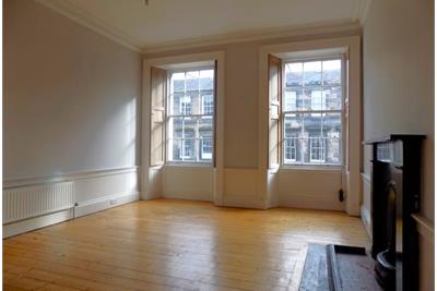 Cumberland Street,
New Town,
Edinburgh,
EH3 6RE - image 3