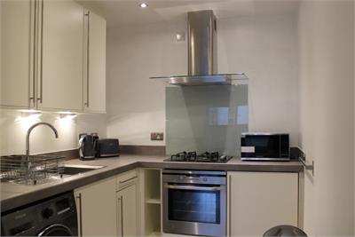 Kimmerghame Terrace,
Fettes,
Edinburgh,
EH4 2GG - image 3