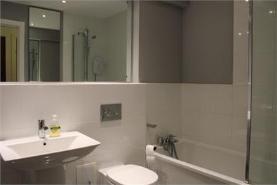 Kimmerghame Terrace,
Fettes,
Edinburgh,
EH4 2GG - image 7