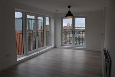 Margaret Thomson Crescent,
The Shore,
Edinburgh,
EH6 7FD - image 3