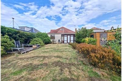 Milton Crescent,
Duddingston,
Edinburgh,
EH15 3PF - image 15