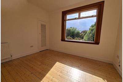 Milton Crescent,
Duddingston,
Edinburgh,
EH15 3PF - image 9