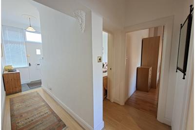 Canongate,
Old Town,
Edinburgh,
EH8 8BQ - image 7