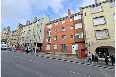 Canongate,
Old Town,
Edinburgh,
EH8 8BQ - image 9