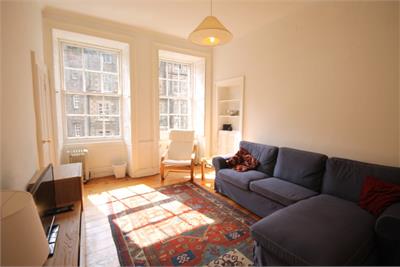 James Court Lawnmarket,
Old Town,
Edinburgh,
EH1 2PB - image 2
