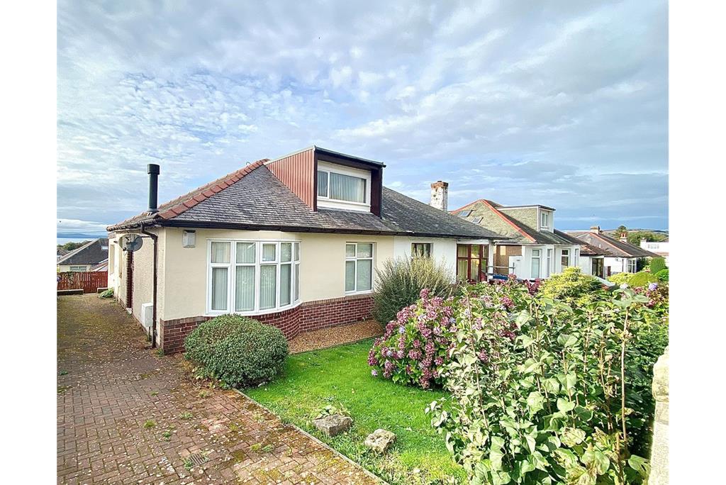 3 bed house for sale Largs 16 Auchenmaid Drive KA30 ESPC