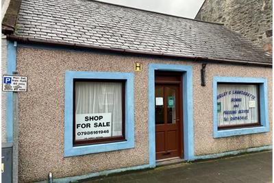 22 Queen Street,
NEWTON STEWART,
DG8 6JL - image 1