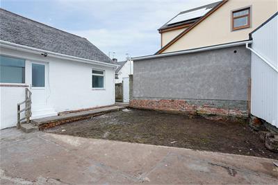 7 Knowe, , Mauchline, KA5 5BY - image 18