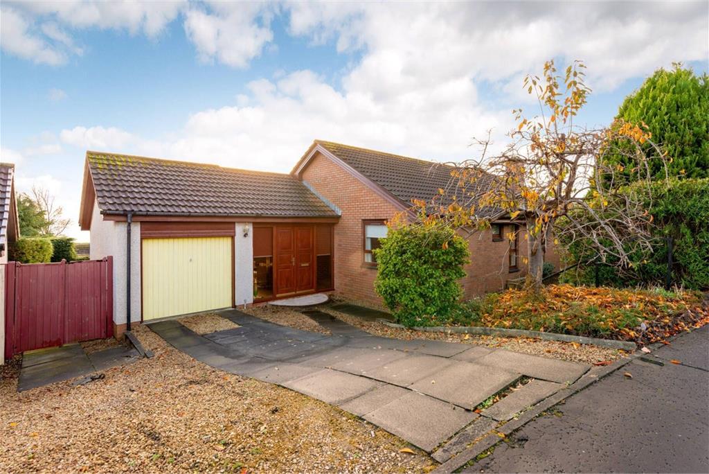 11 The Inches Dalgety Bay Dunfermline Fife KY11 9YG Property 11-the-inches-dalgety-bay-dunfermline-fife-ky11-9yg-property