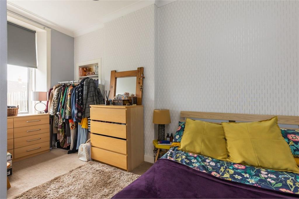 90 Eldindean Road, Bonnyrigg, EH19 2HP - image 3