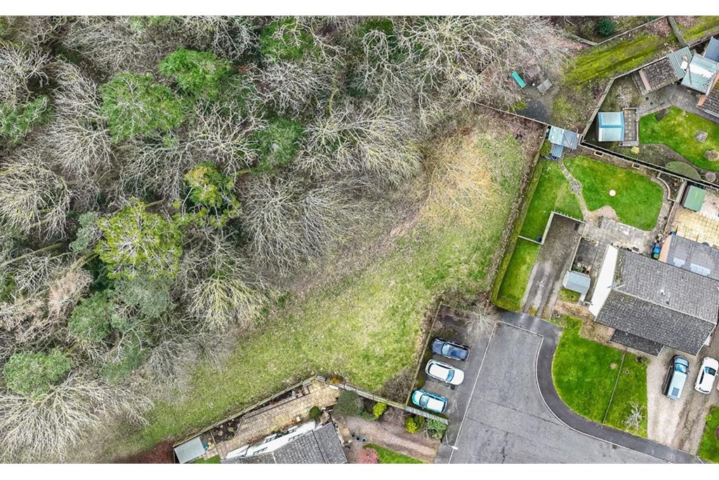 Land East Of 16, Hendersyde Drive, Kelso, TD5 7TZ - image 6