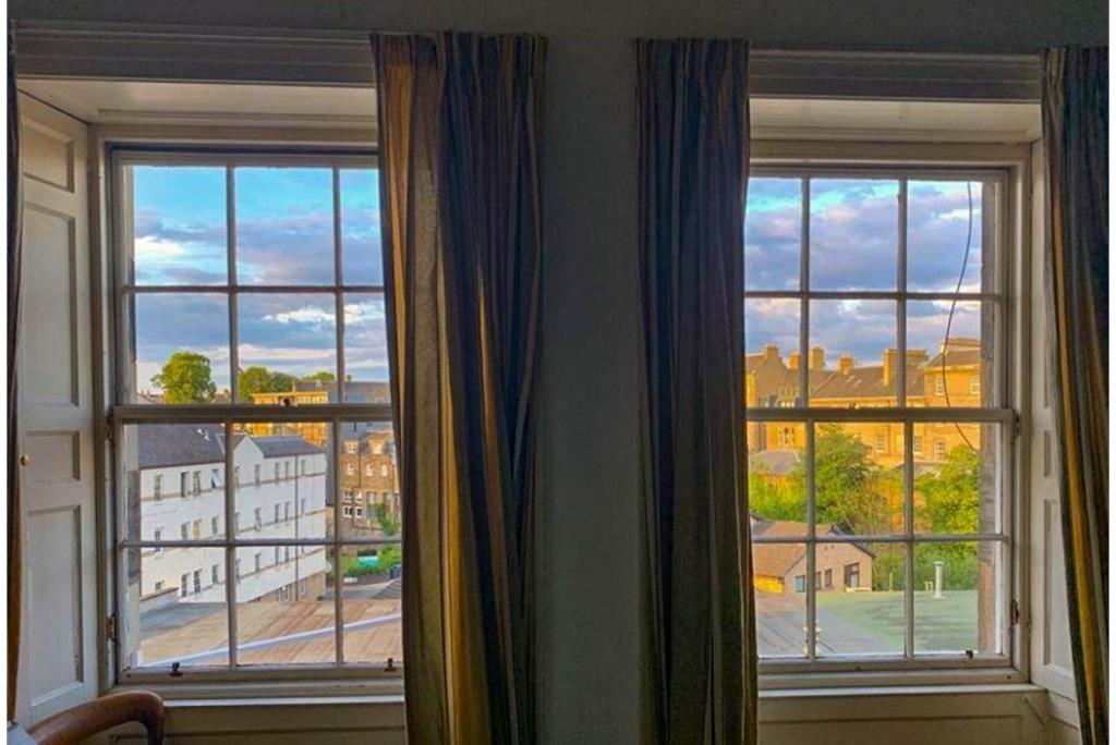 Eh4 1 (2F1), Leslie Place, Stockbridge, Edinburgh, EH4 1NG | Property ...
