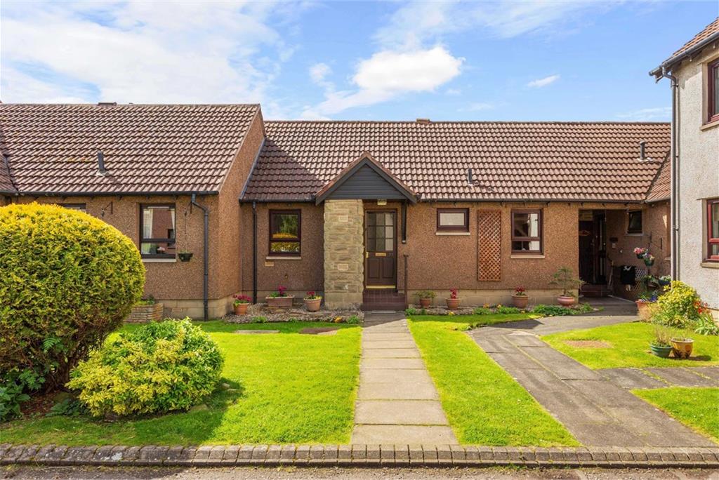 77 The Paddockholm, Edinburgh, EH12 7XR | Property history | 2 Bed ...