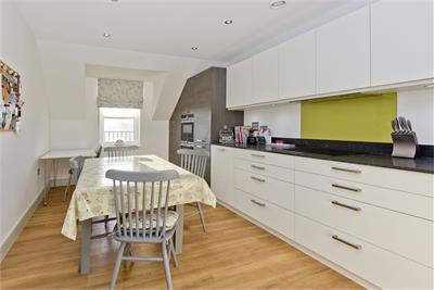 17 Kinness House,
Abbey Park Avenue,
ST. ANDREWS,
KY16 9JS - image 2