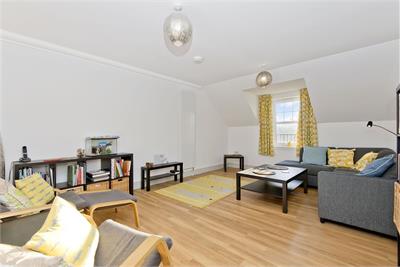 17 Kinness House,
Abbey Park Avenue,
ST. ANDREWS,
KY16 9JS - image 3