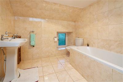 Dalvadie Farm, Stoneykirk, Stranraer, DG9 9DZ - image 32