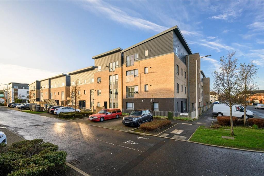 Eh4 5b/7, West Pilton Terrace, Edinburgh, EH4 4GY | Property history | 2 ...