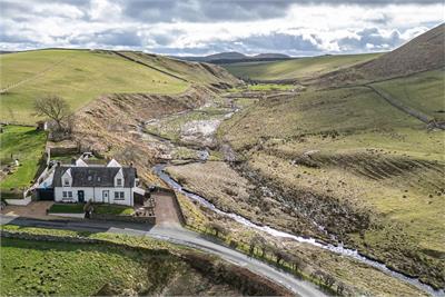 2 Swinside Hall Cottage, Jedburgh, TD8 6ND - image 1