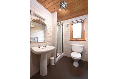 The Spinney House & Lodges, Langlee, Jedburgh - image 22