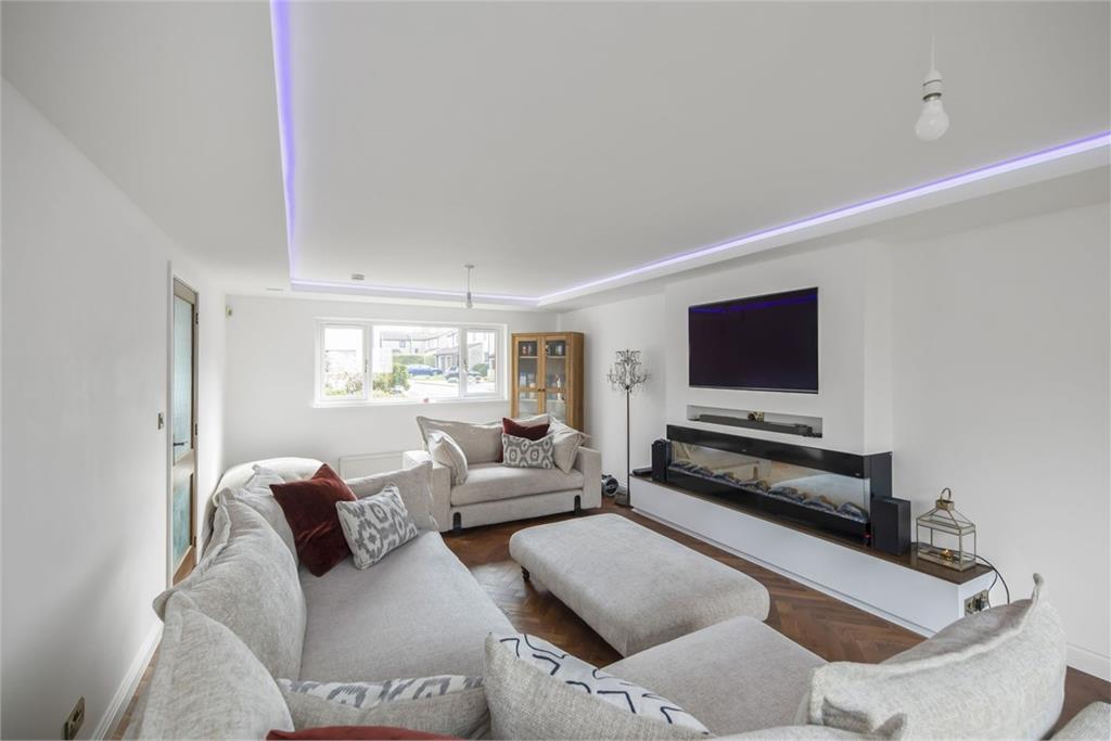 3 bed semi-detached house for sale in Inverleith