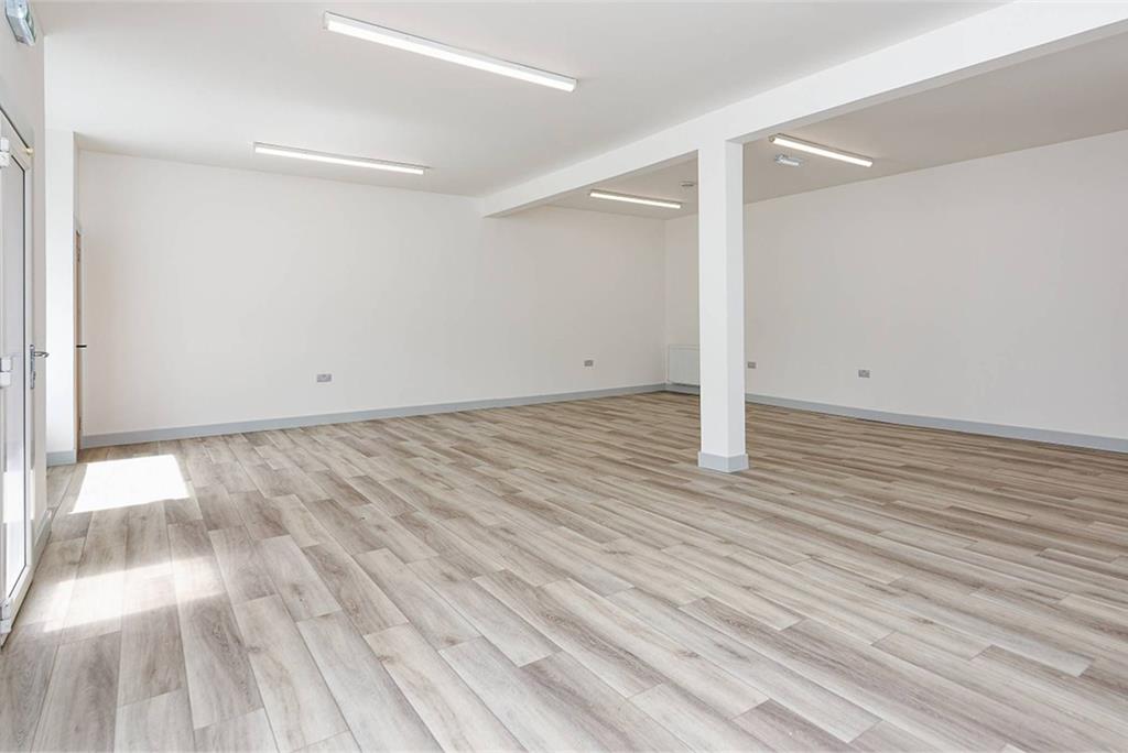 62 West Main Street, Harthill, Shotts, ML7 5QD - image 4