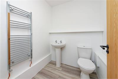 62 West Main Street, Harthill, Shotts, ML7 5QD - image 7