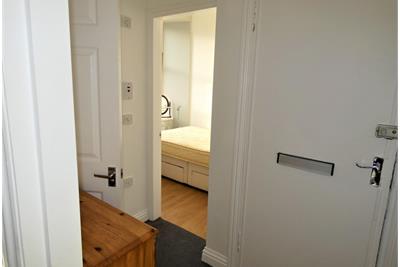 Flat 1/2,
12 Ritchie Street,
Millport,
Isle of Cumbrae,
KA28 0AL - image 5