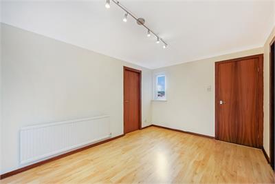9 Burnside Park,
Balerno,
EH14 7LY - image 6