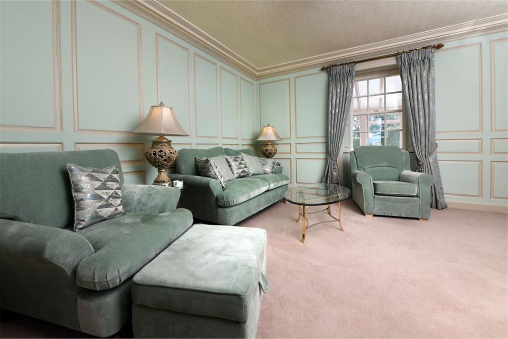 Broomrigg Mansion House
Holywood
Dumfries
DG2 0RJ - image 8