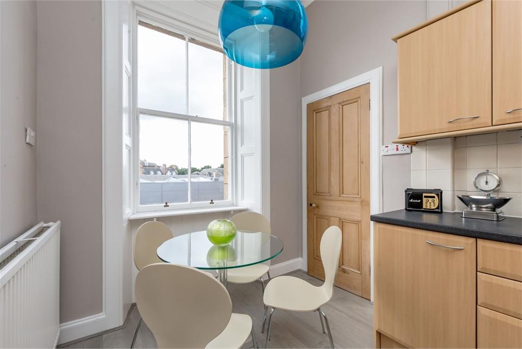 2F1, 21 Perth Street, New Town, EH3 5DW - image 7