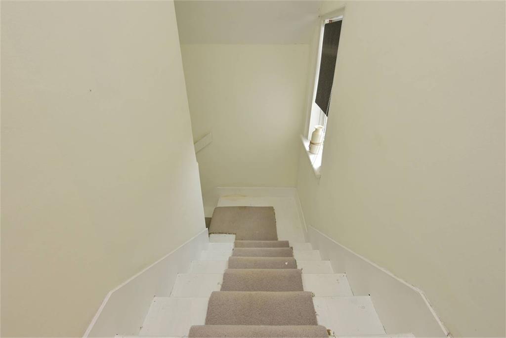 30 Kings Road, Grangemouth, FK3 9AR - image 6