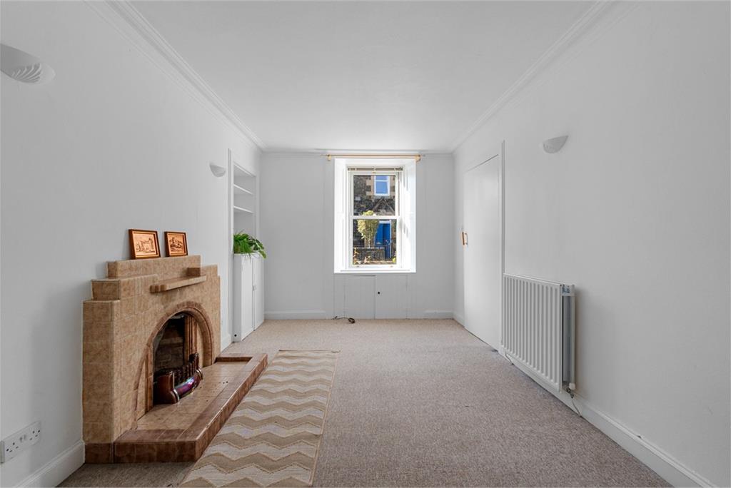 6 Cross Road, Peebles, EH45 8DH - image 2