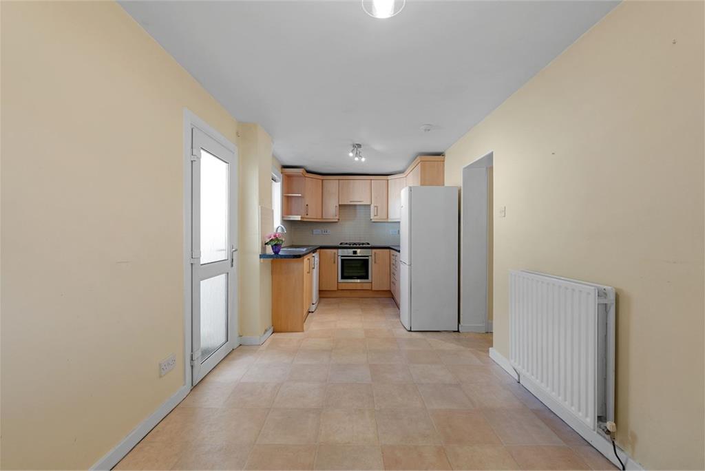 6 Cross Road, Peebles, EH45 8DH - image 3