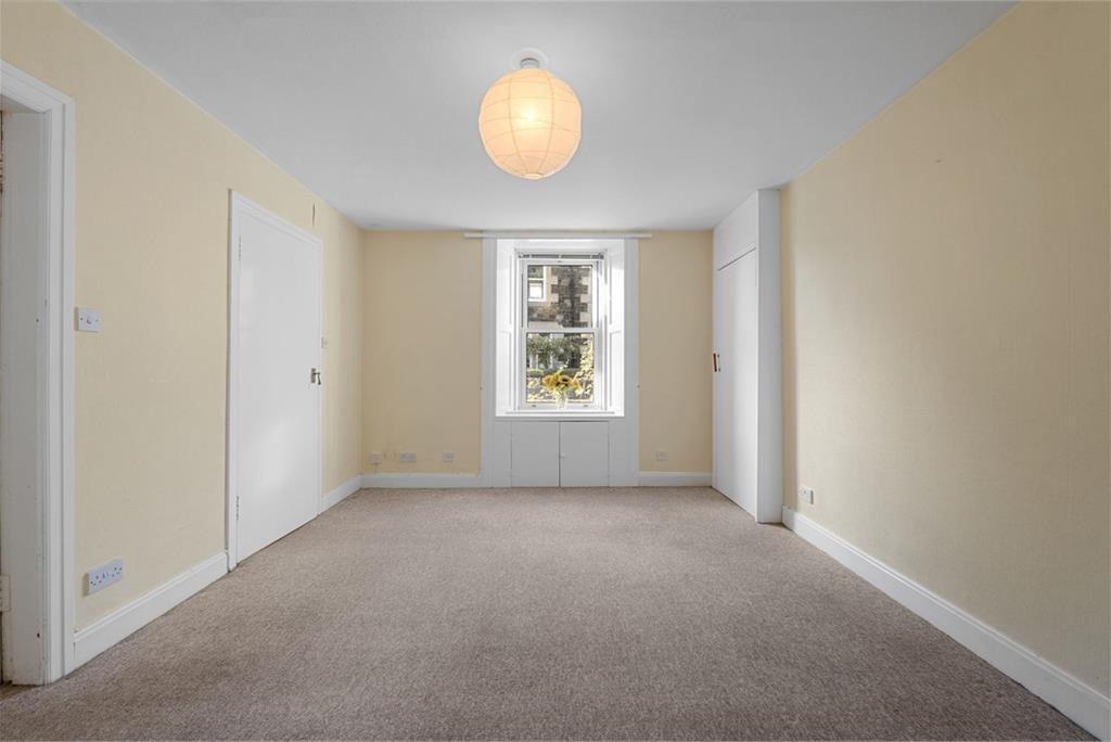 6 Cross Road, Peebles, EH45 8DH - image 5