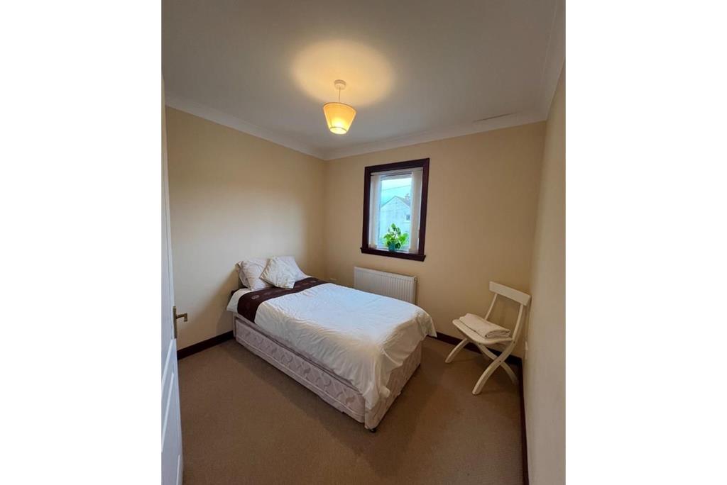 4 Newton Court,
First Floor Flat,
Millport,
Isle of Cumbrae,
KA28 0AT - image 11