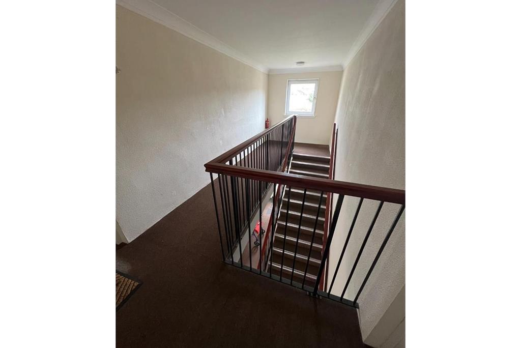 4 Newton Court,
First Floor Flat,
Millport,
Isle of Cumbrae,
KA28 0AT - image 19