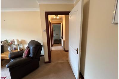 4 Newton Court,
First Floor Flat,
Millport,
Isle of Cumbrae,
KA28 0AT - image 6