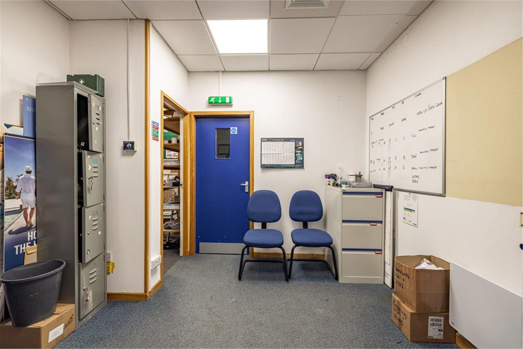 Commercial Premises At 86, Channel Street, Galashiels, TD1 1BD - image 7