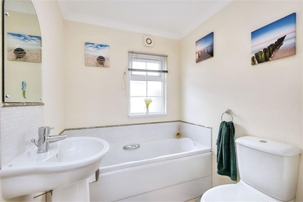 7 Rosebank Park Homes,
Meadow Road,
Leuchars,
St Andrews,
KY16 0EU - image 11