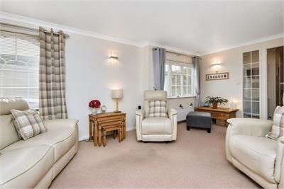 7 Rosebank Park Homes,
Meadow Road,
Leuchars,
St Andrews,
KY16 0EU - image 3