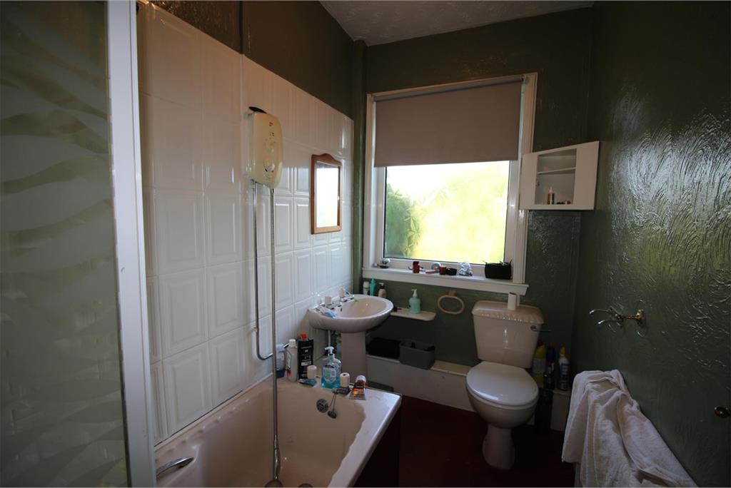 28 Sherwood Crescent,
Lockerbie,
DG11 2DY - image 5