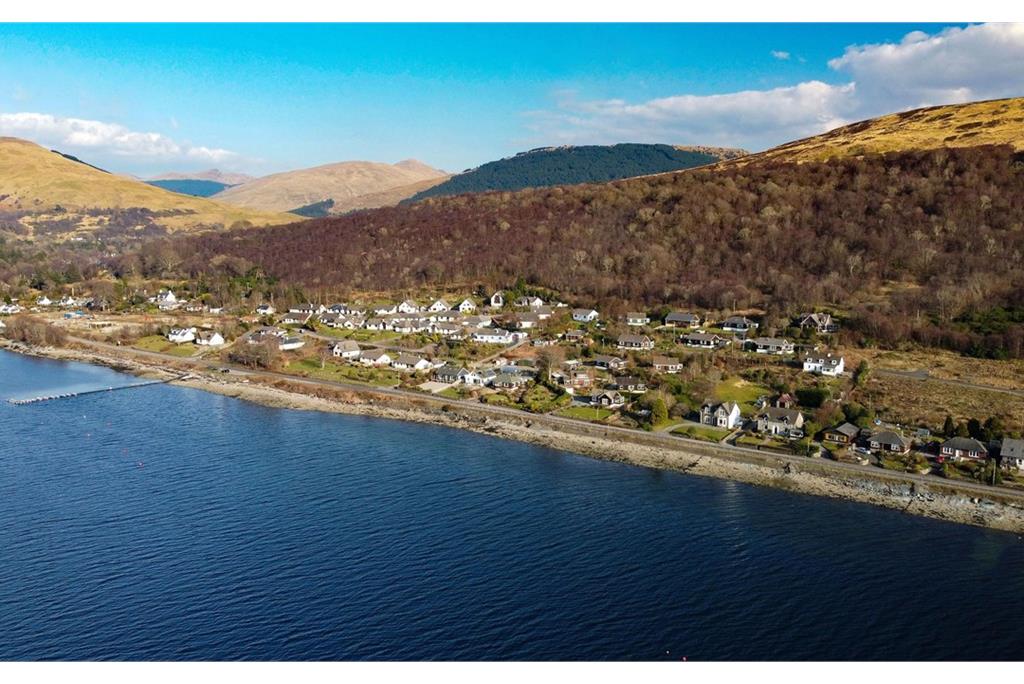 Land East of Canic,
Baycroft,
Strachur,
Cairndow,
PA27 8BY - image 2