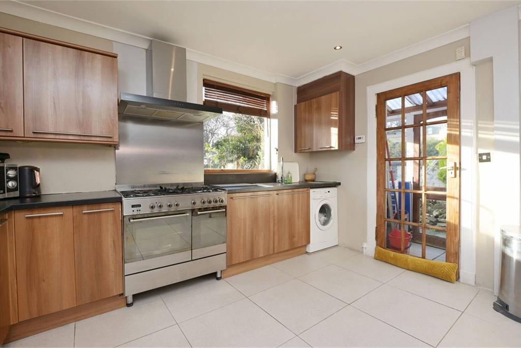 19 Barnton Grove, Barnton, Edinburgh, EH4 6EQ - image 5