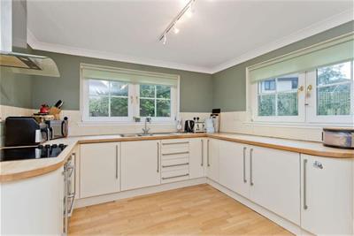 Braeburn, 69 Dirleton Avenue, North Berwick, EH39 4QL - image 7