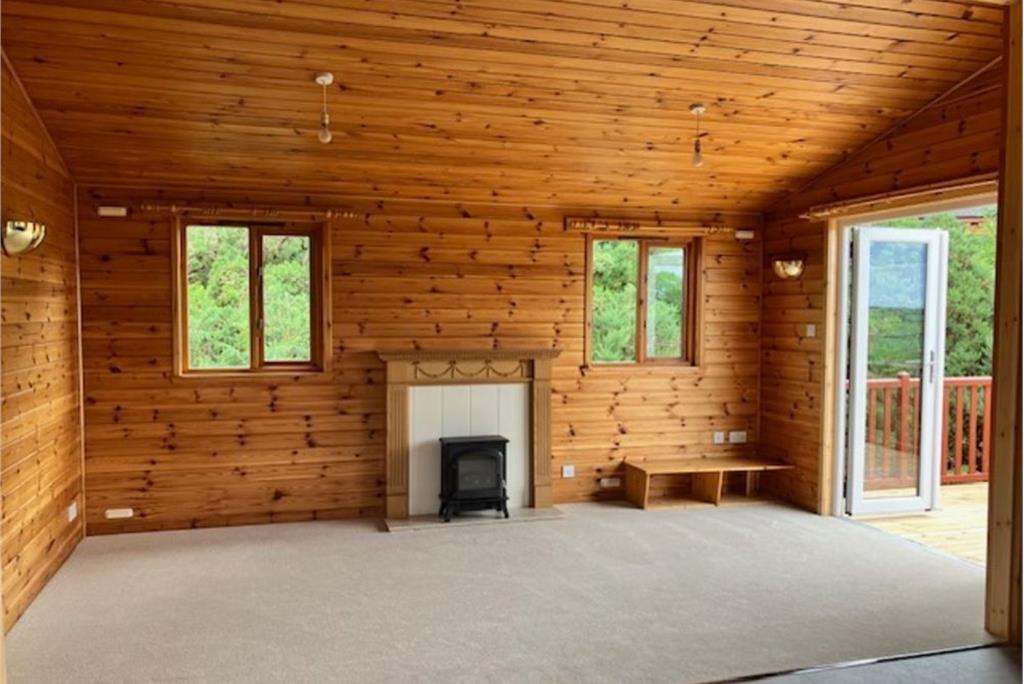 Lodge 3,
Barstobrick Ridge,
Ringford,
Castle Douglas,
DG7 2AY - image 2