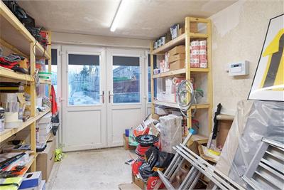 2A Sword Street, Airdrie, ML6 0BU - image 2