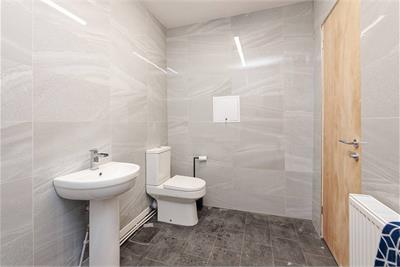 2A Sword Street, Airdrie, ML6 0BU - image 6